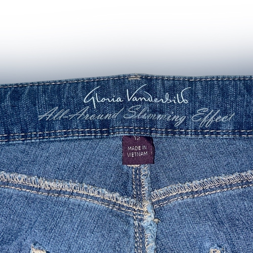 Gloria Vanderbilt Women's Blue Jeans